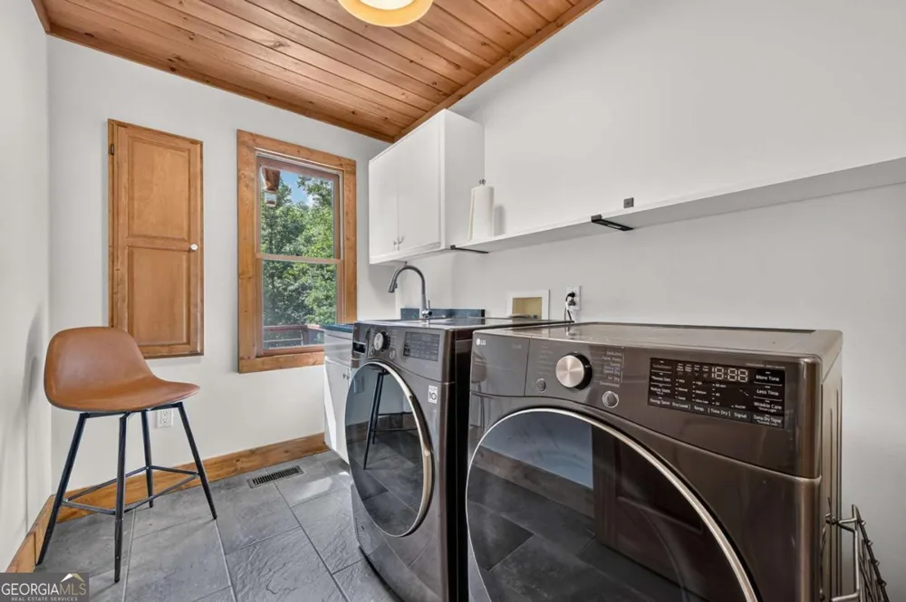 20 Bear TRL Ellijay, GA 30540