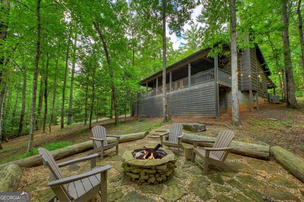 20 Bear TRL Ellijay, GA 30540