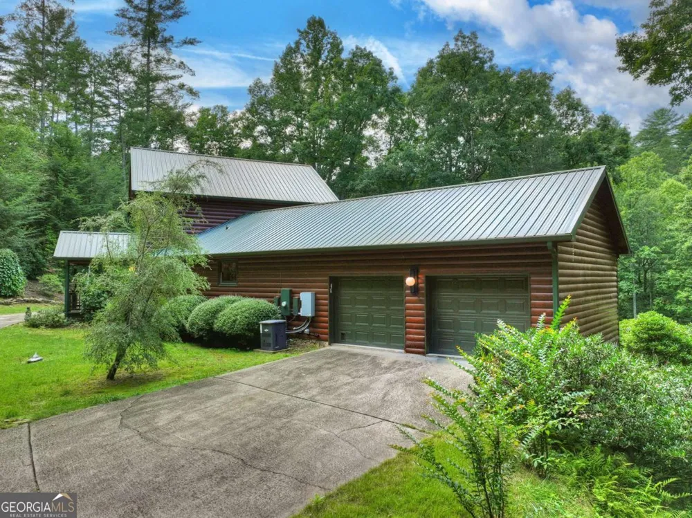20 Bear TRL Ellijay, GA 30540