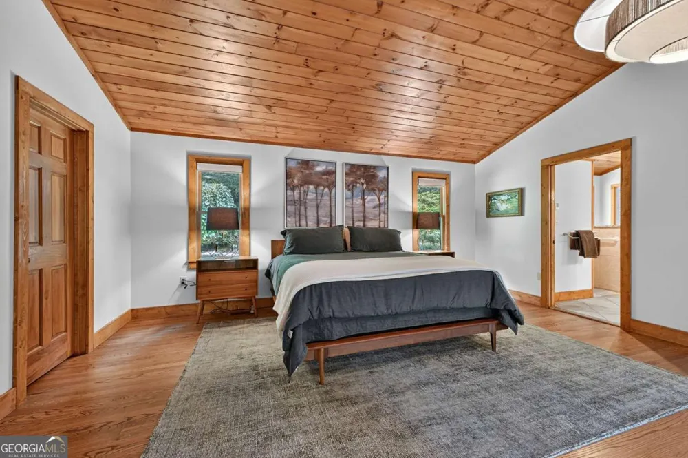 20 Bear TRL Ellijay, GA 30540