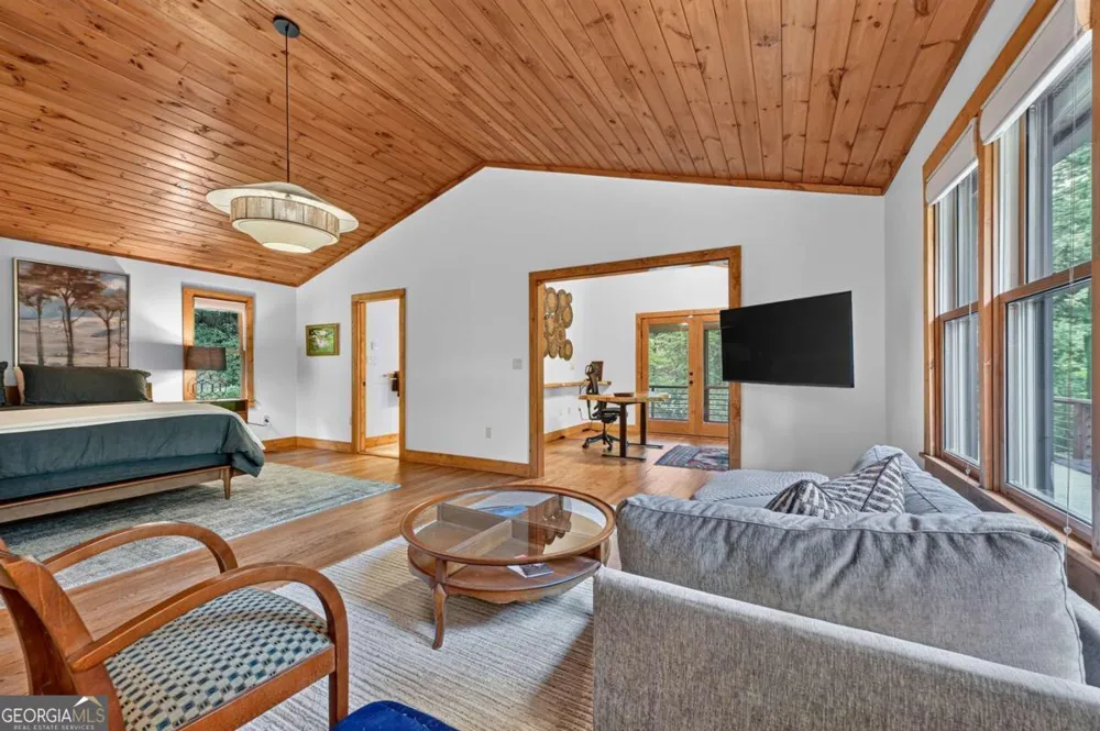 20 Bear TRL Ellijay, GA 30540
