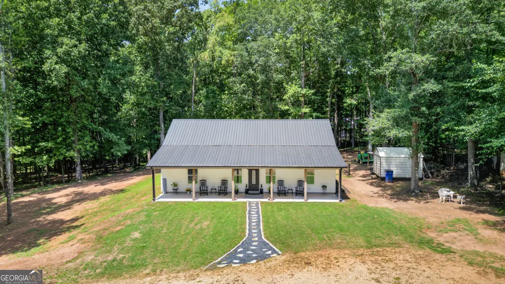 206 Lake Oglethorpe DR Arnoldsville, GA 30619
