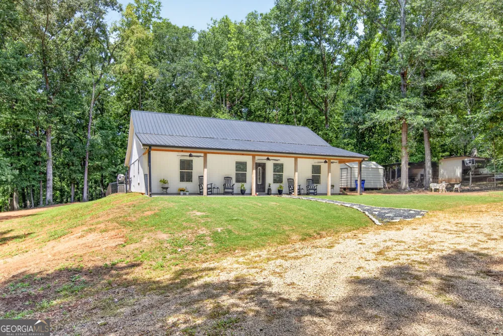 206 Lake Oglethorpe DR Arnoldsville, GA 30619