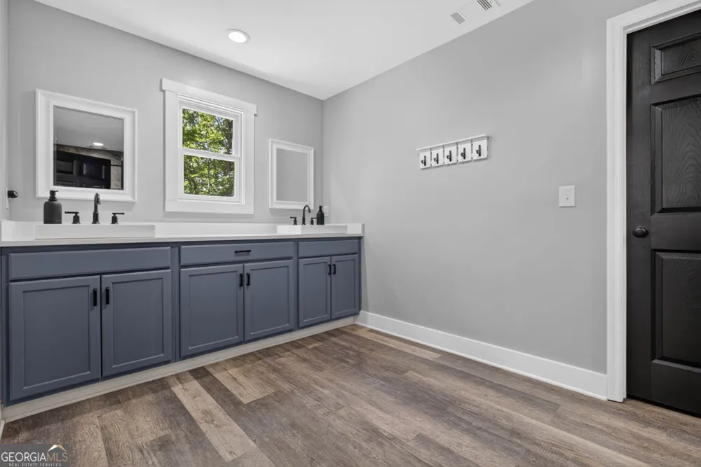 206 Lake Oglethorpe DR Arnoldsville, GA 30619