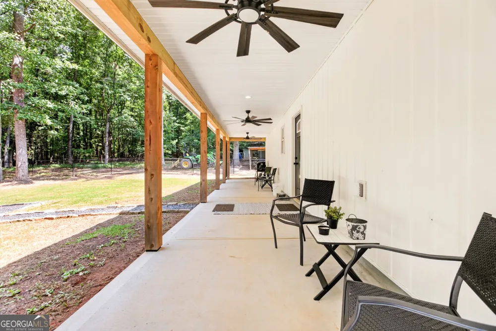 206 Lake Oglethorpe DR Arnoldsville, GA 30619