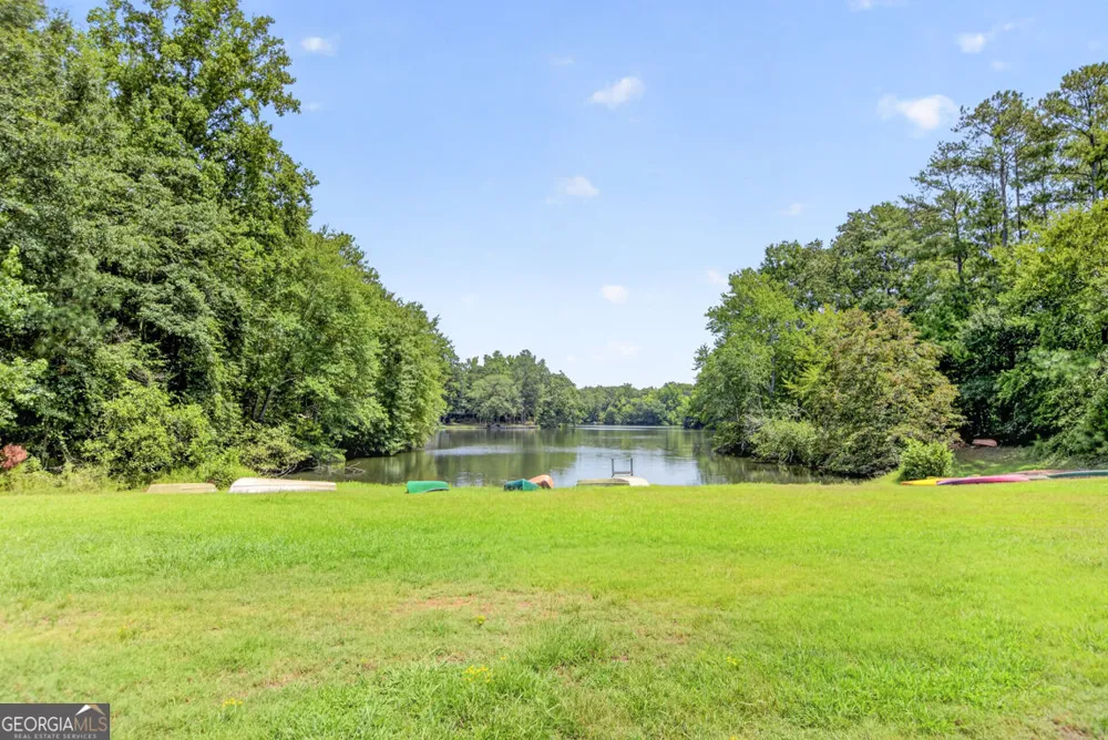 206 Lake Oglethorpe DR Arnoldsville, GA 30619