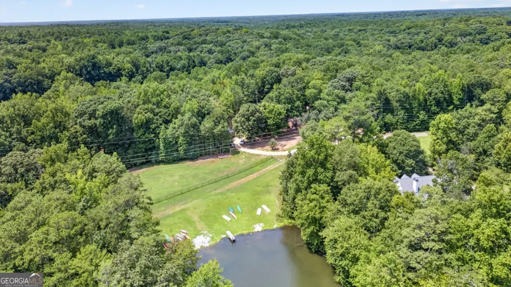206 Lake Oglethorpe DR Arnoldsville, GA 30619