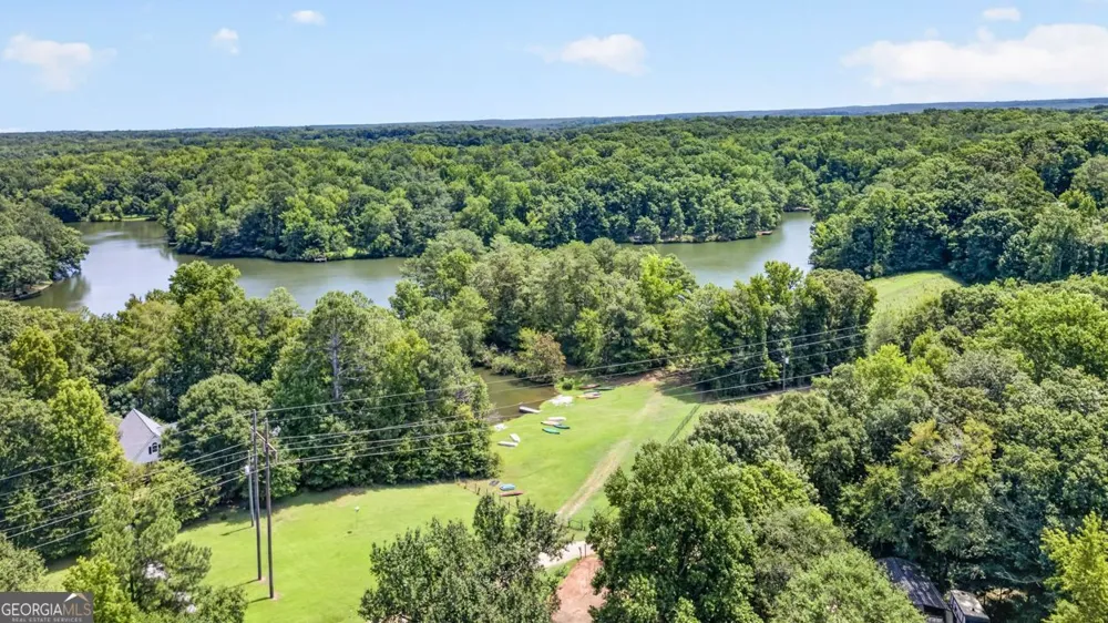 206 Lake Oglethorpe DR Arnoldsville, GA 30619