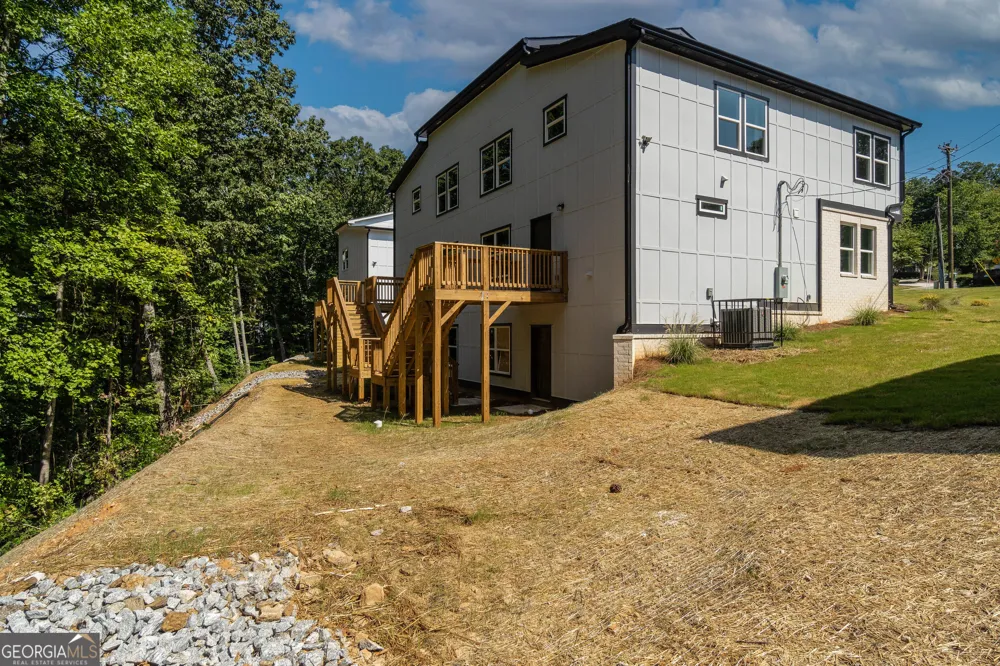 2389 A Highpoint RD Snellville, GA 30078