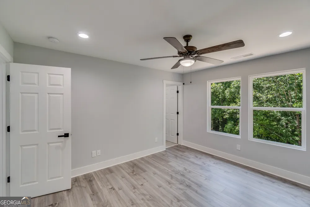 2389 A Highpoint RD Snellville, GA 30078