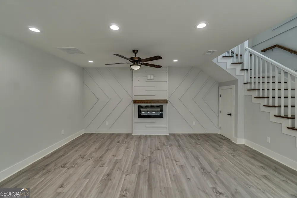 2389 A Highpoint RD Snellville, GA 30078