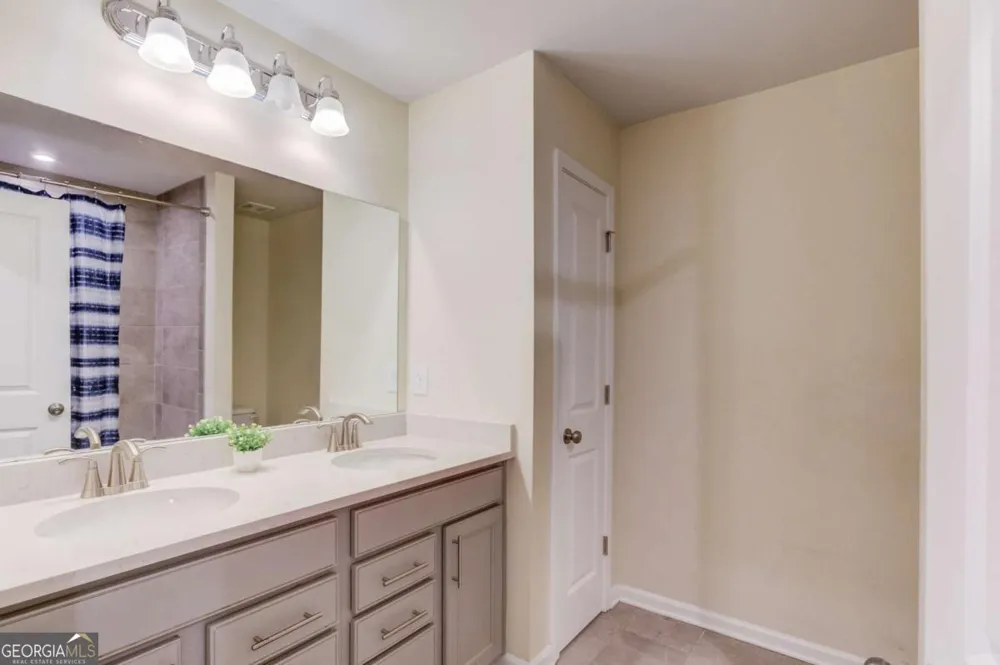 4819 Sierra Creek DR Hoschton, GA 30548