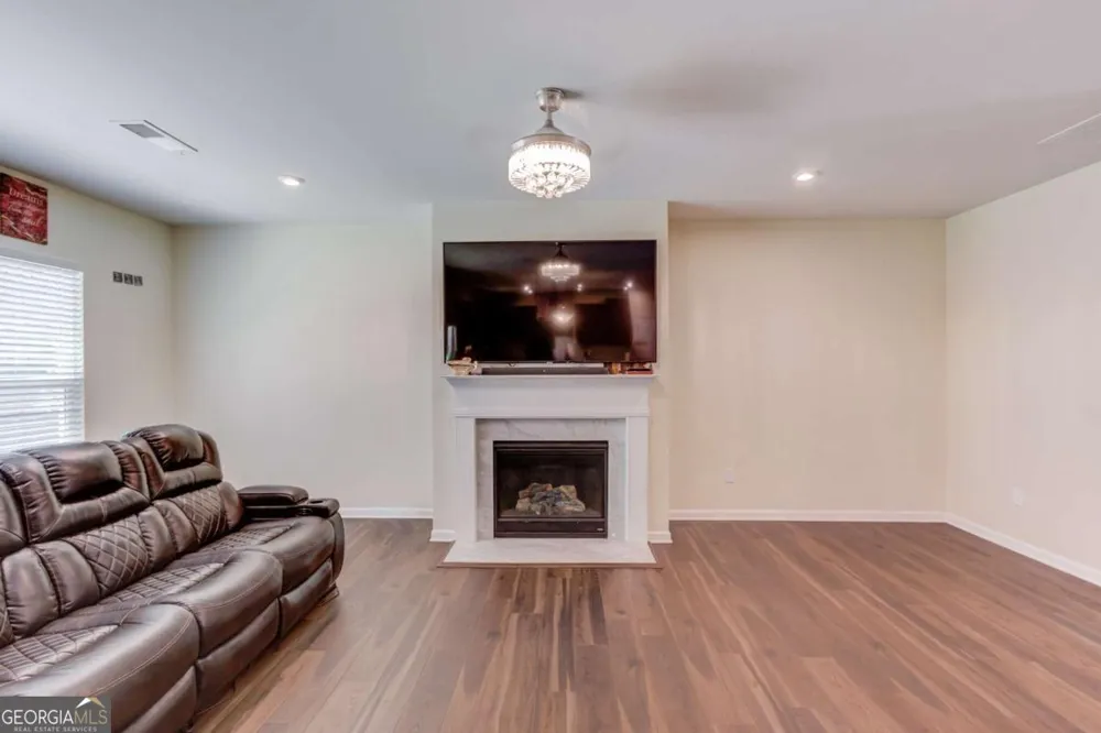 4819 Sierra Creek DR Hoschton, GA 30548