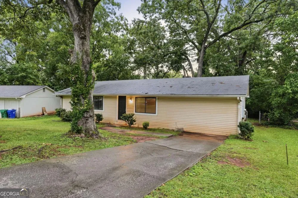 1630 Liberty VLY Decatur, GA 30032