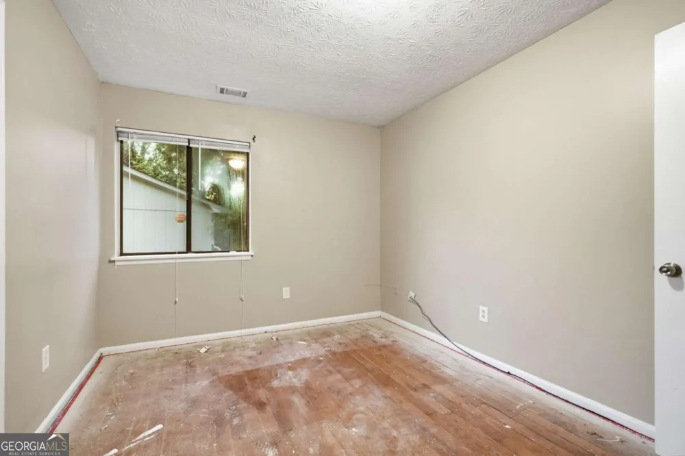 1630 Liberty VLY Decatur, GA 30032