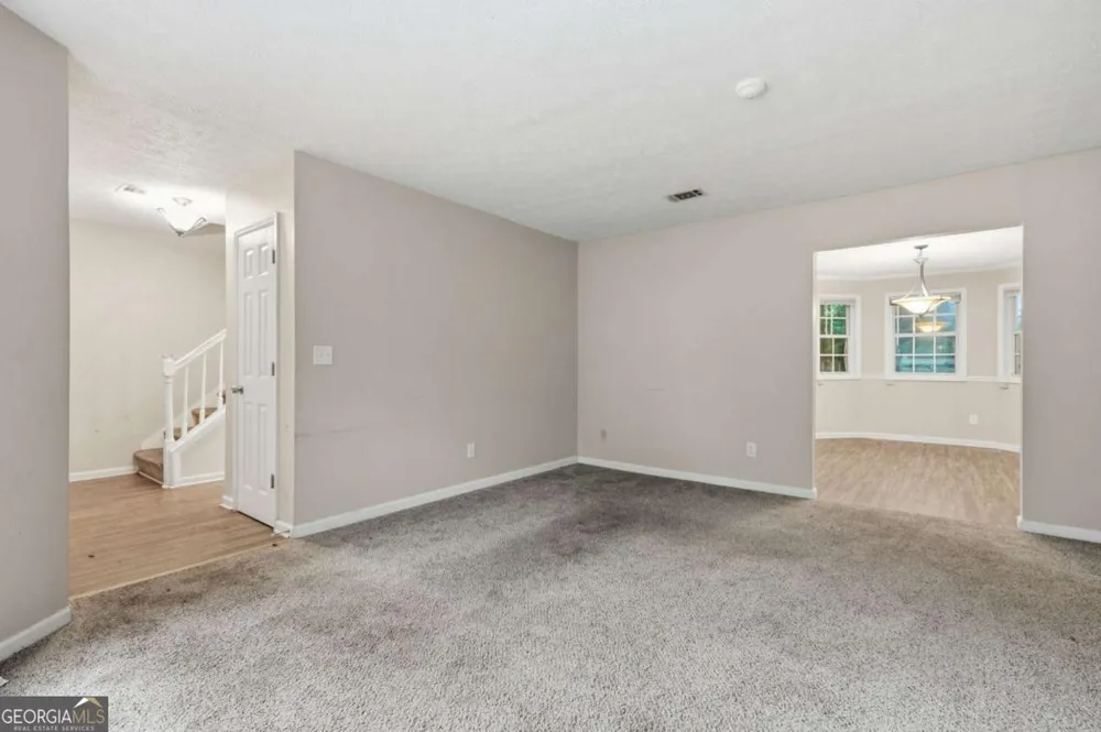 1499 Saint Dunstans RD Lithonia, GA 30058