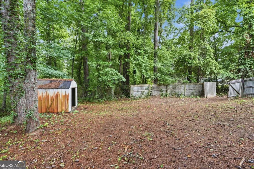 1499 Saint Dunstans RD Lithonia, GA 30058