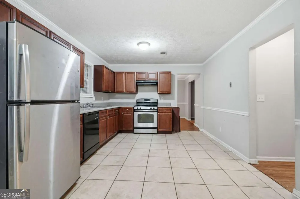 1499 Saint Dunstans RD Lithonia, GA 30058