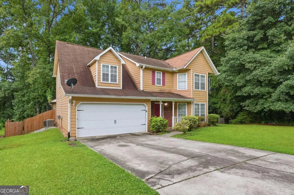 1499 Saint Dunstans RD Lithonia, GA 30058