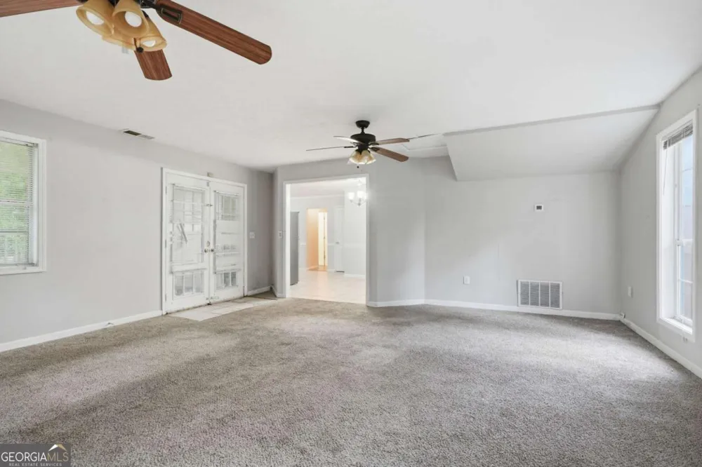 1499 Saint Dunstans RD Lithonia, GA 30058