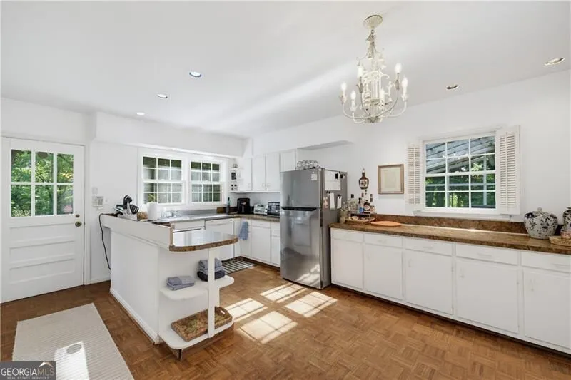 4715 Ridgeview RD Dunwoody, GA 30338