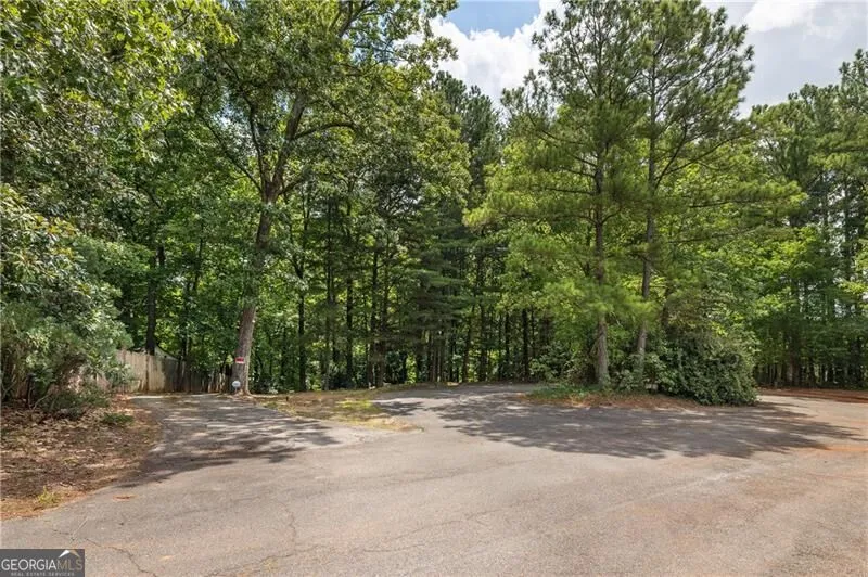 4715 Ridgeview RD Dunwoody, GA 30338