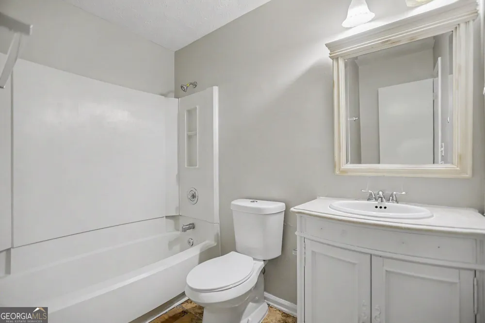 706 Durham XING Stone Mountain, GA 30083