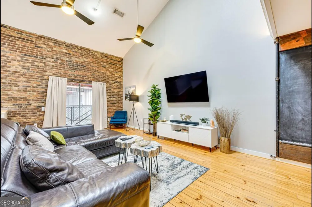 920 Memorial DR SE Atlanta, GA 30316