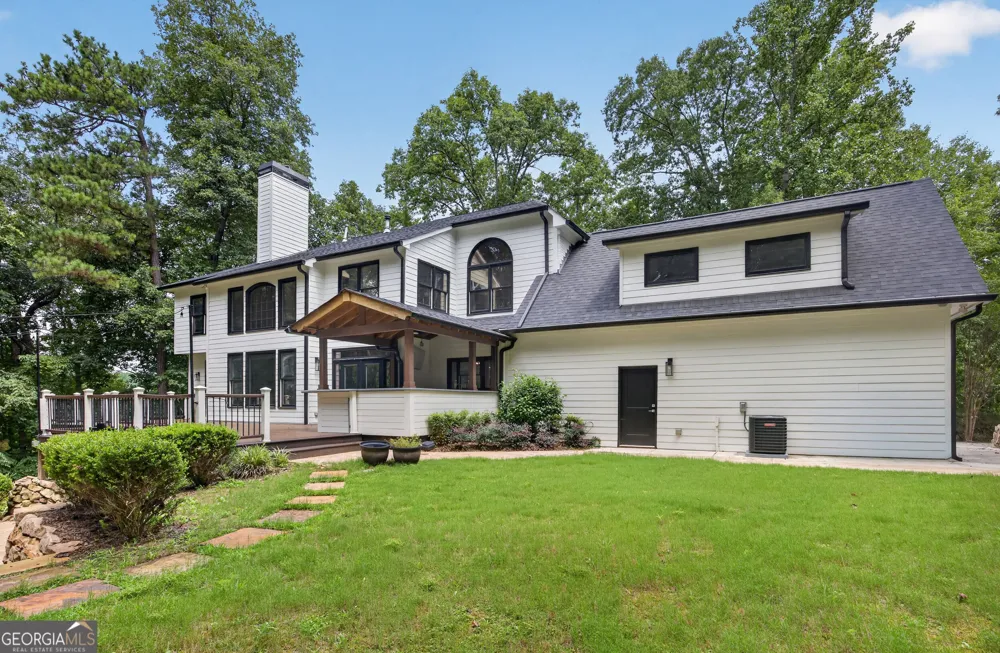 651 Vinings Estates DR Mableton, GA 30126