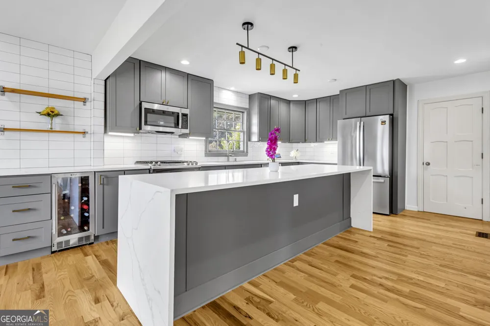 8671 Lake Forrest DR Douglasville, GA 30134