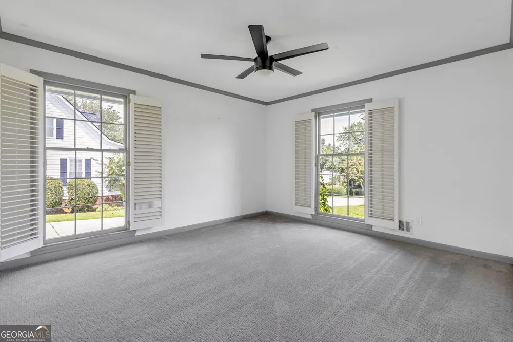 8671 Lake Forrest DR Douglasville, GA 30134