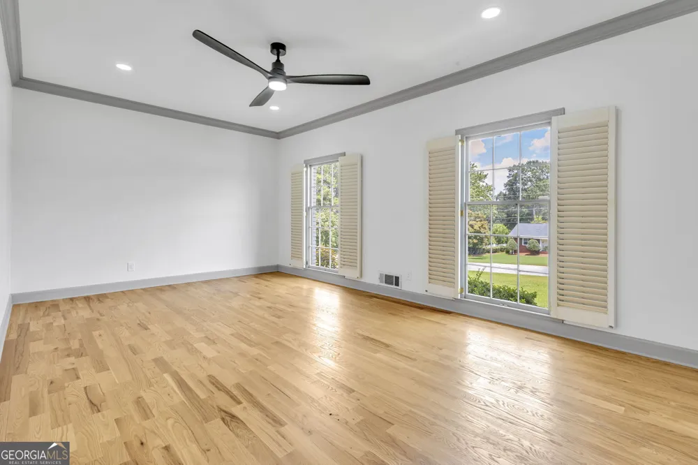 8671 Lake Forrest DR Douglasville, GA 30134