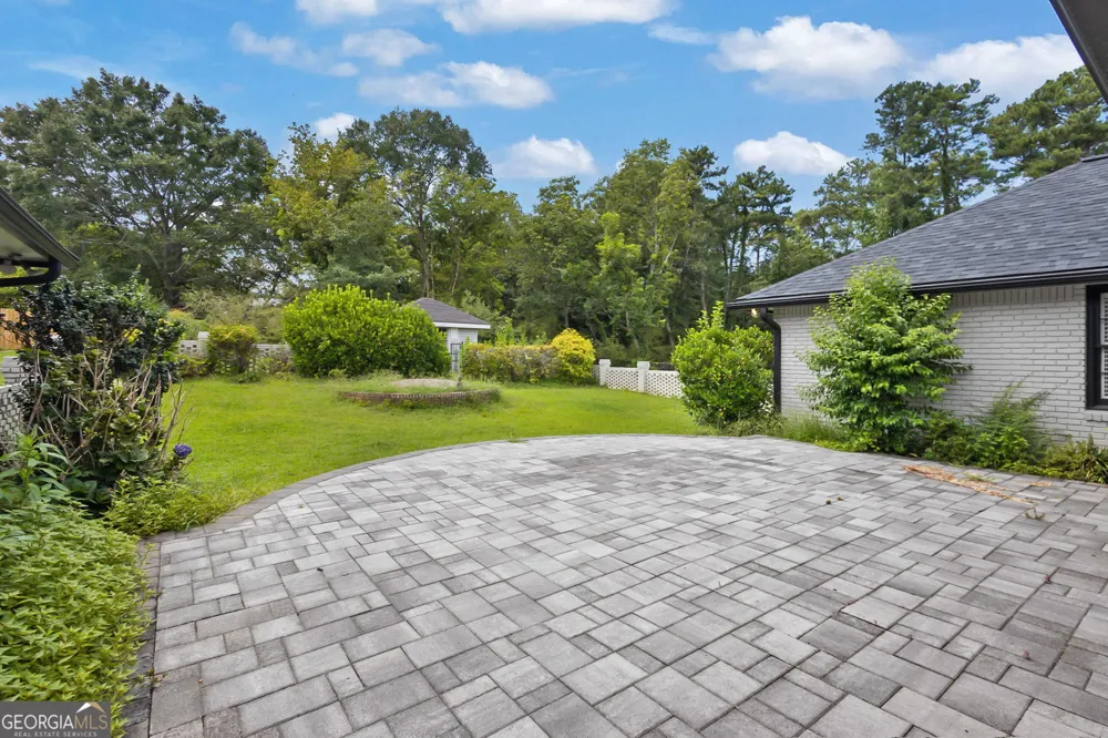 8671 Lake Forrest DR Douglasville, GA 30134
