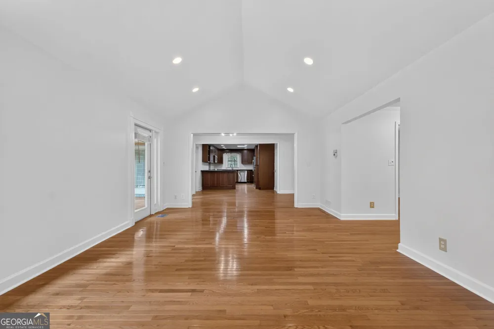 415 Forest Hills DR Sandy Springs, GA 30342
