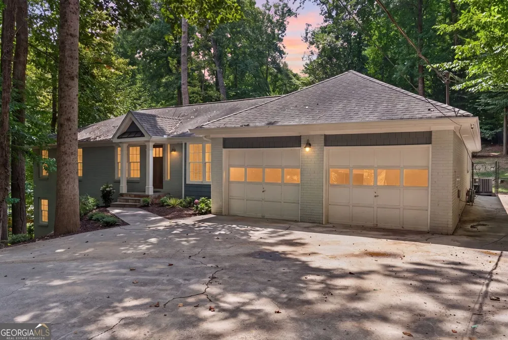 415 Forest Hills DR Sandy Springs, GA 30342
