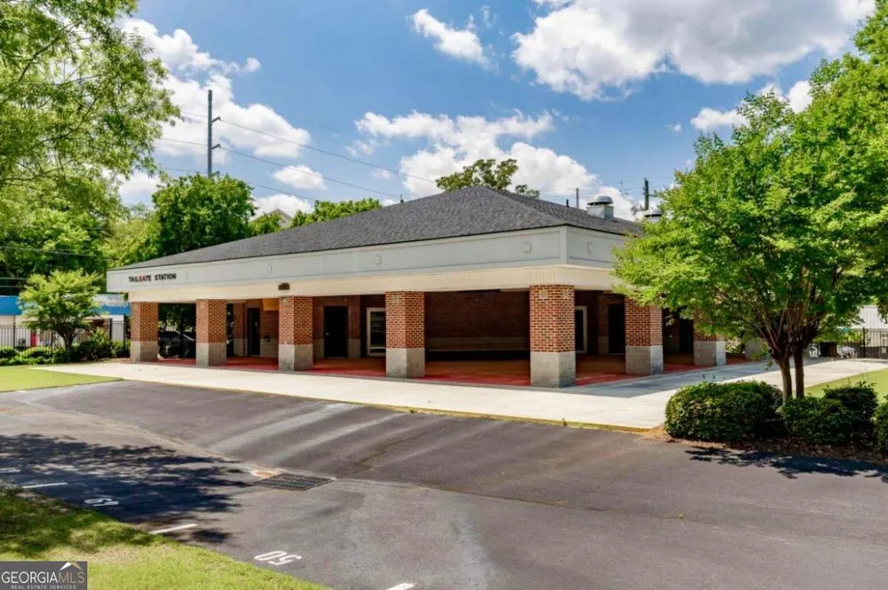 225 Oak ST Athens, GA 30601