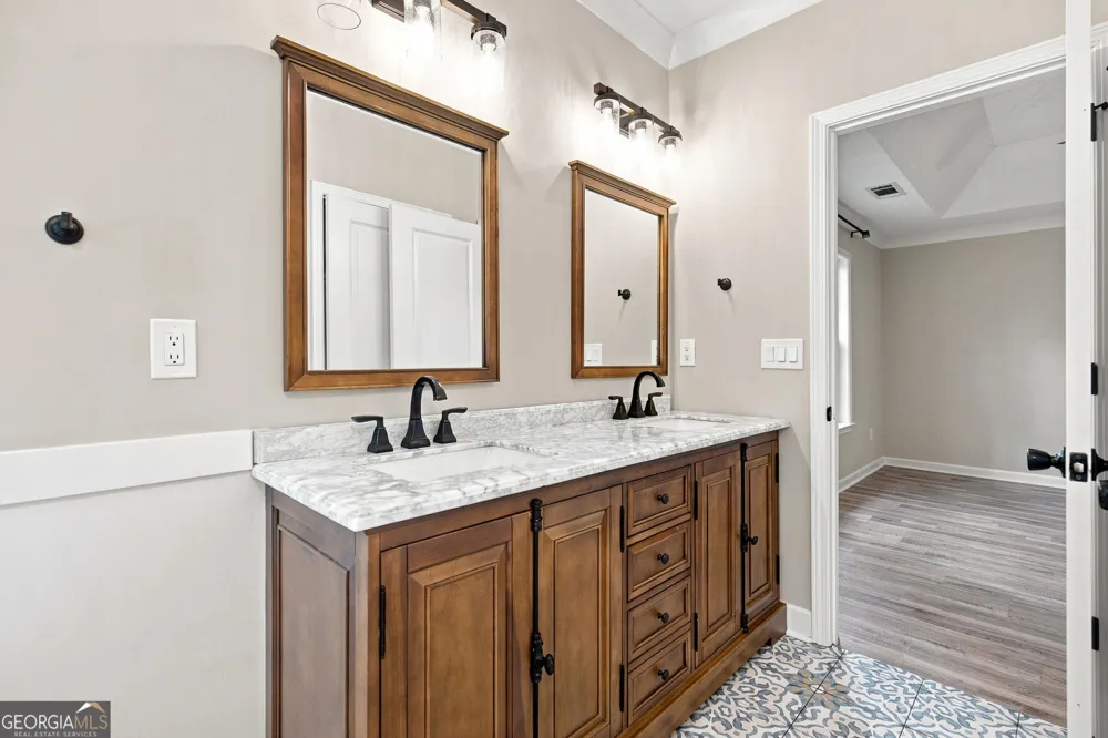 15 Stonewood WAY Sharpsburg, GA 30277