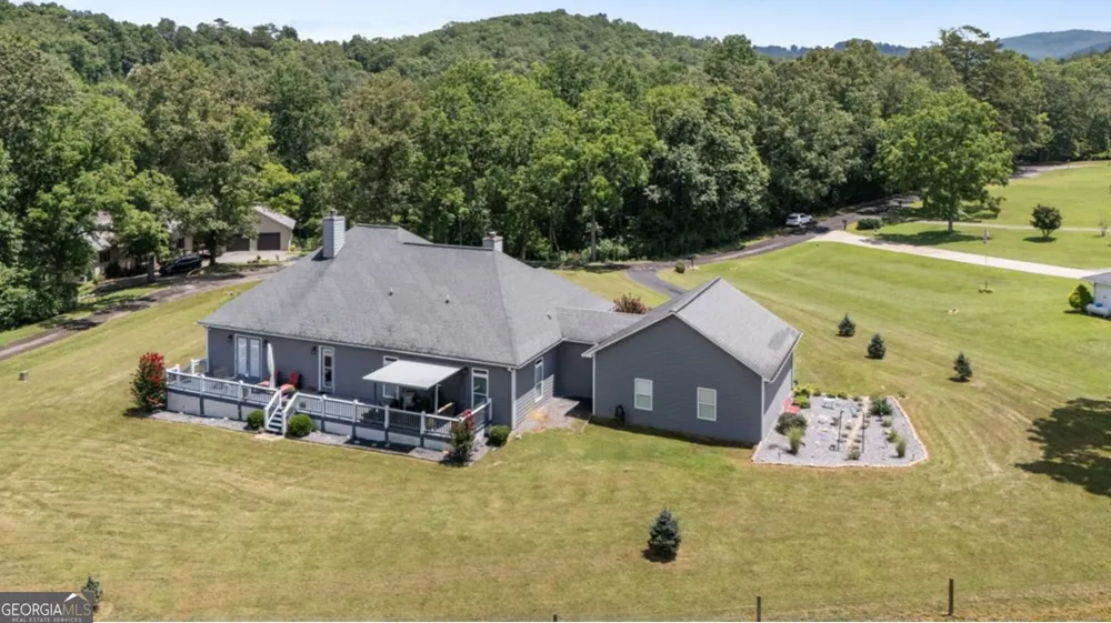 1502 Smithfield Lane LN Young Harris, GA 30582