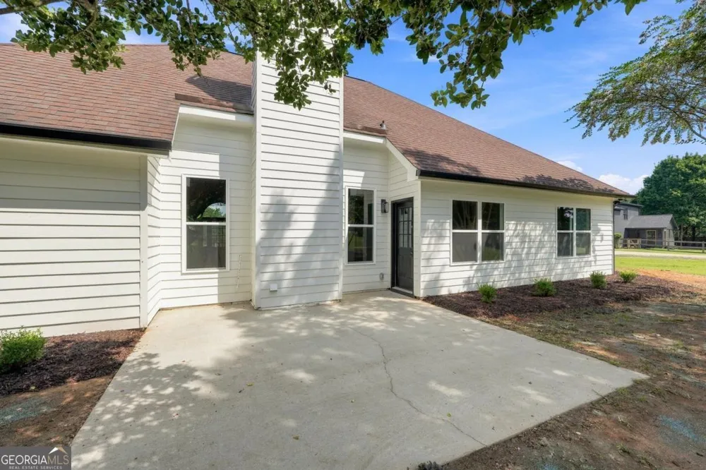 1950 Harvest WAY Loganville, GA 30052