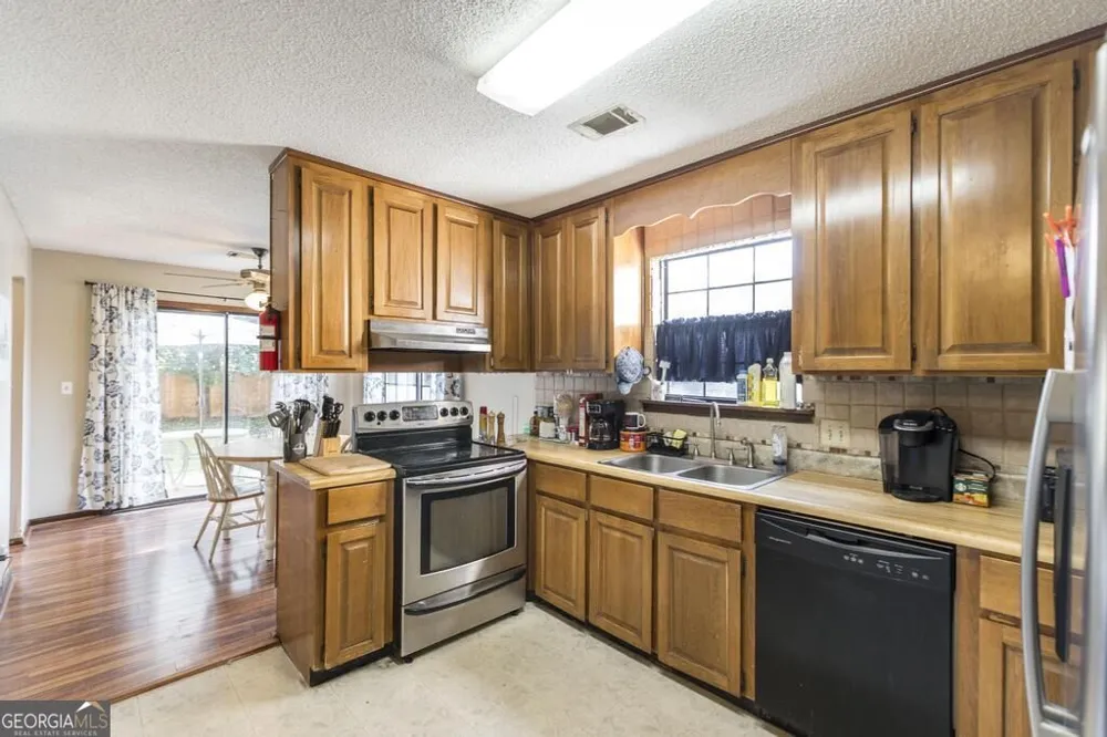 117 Cherren Dale DR Warner Robins, GA 31088