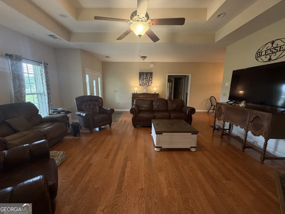 414 Parklane DR Dexter, GA 31019