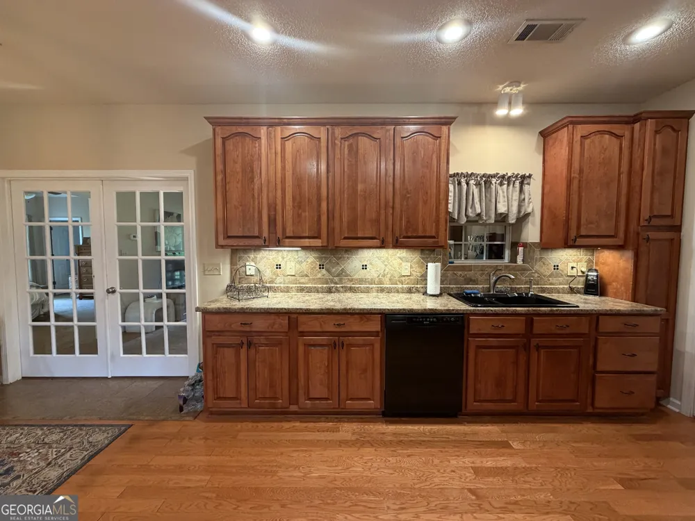 414 Parklane DR Dexter, GA 31019