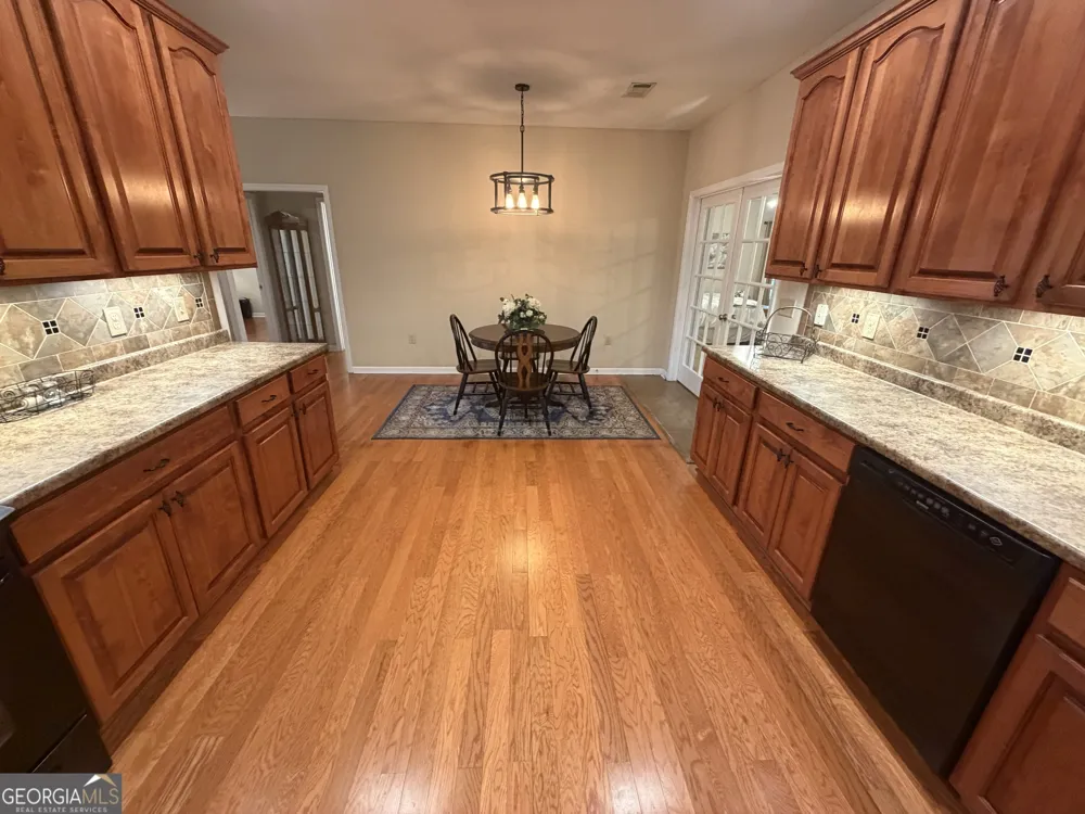 414 Parklane DR Dexter, GA 31019