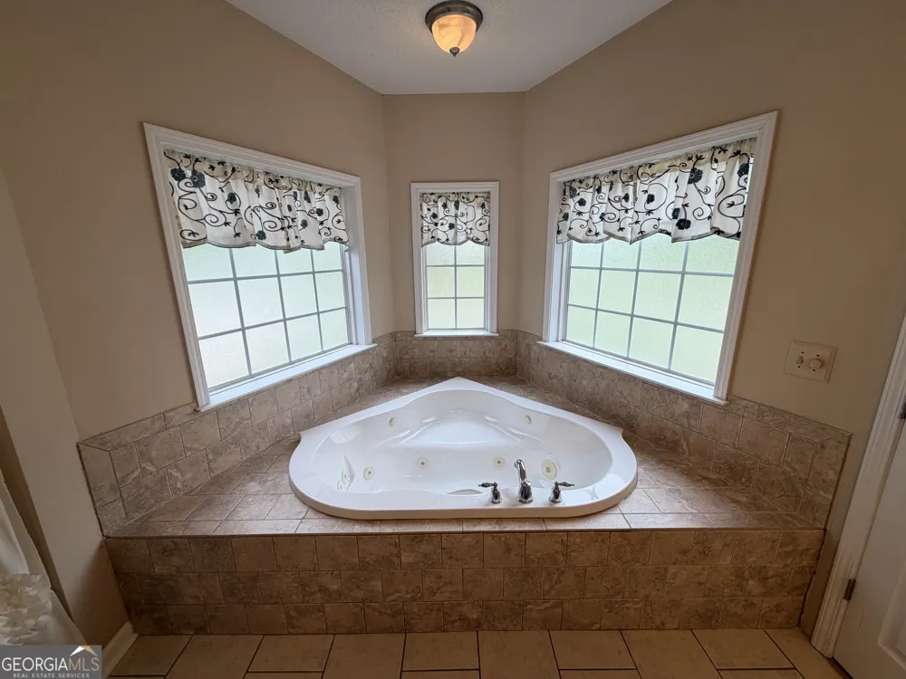 414 Parklane DR Dexter, GA 31019