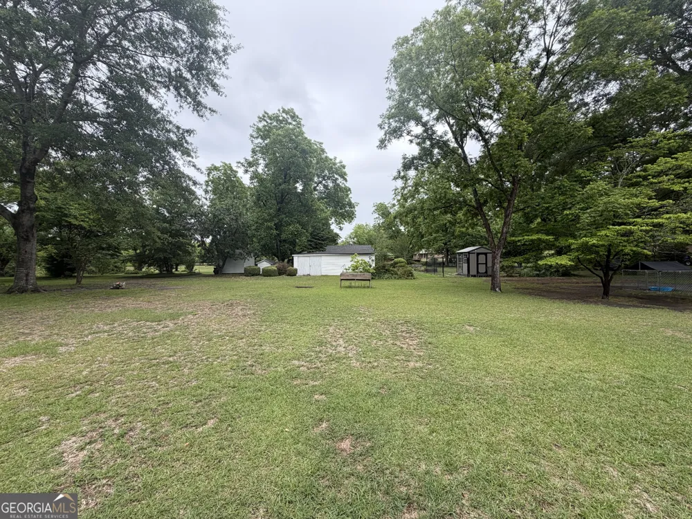 414 Parklane DR Dexter, GA 31019