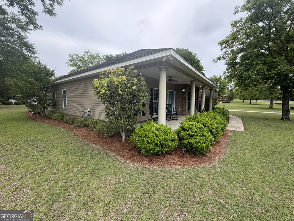 414 Parklane DR Dexter, GA 31019