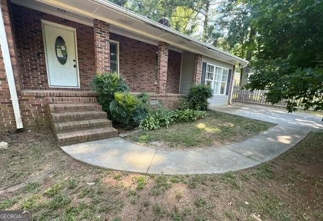 1710 Rosewood DR Griffin, GA 30223