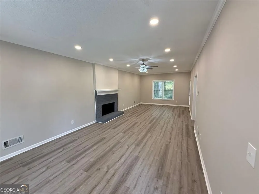 2781 Jen Chris DR Snellville, GA 30039