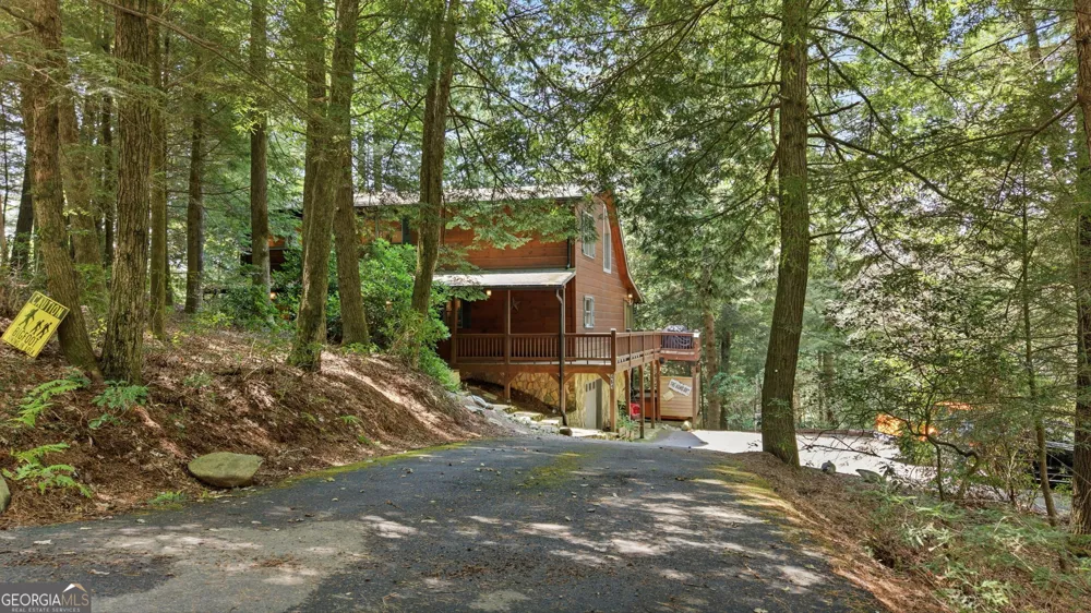 464 Whispering Pine LN Cherry Log, GA 30522