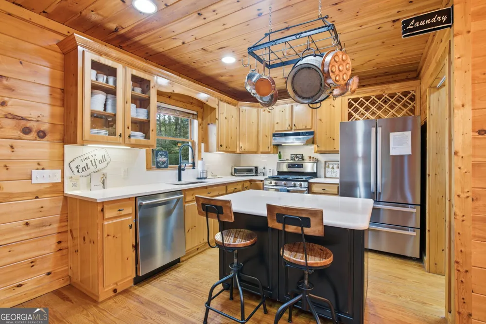 464 Whispering Pine LN Cherry Log, GA 30522